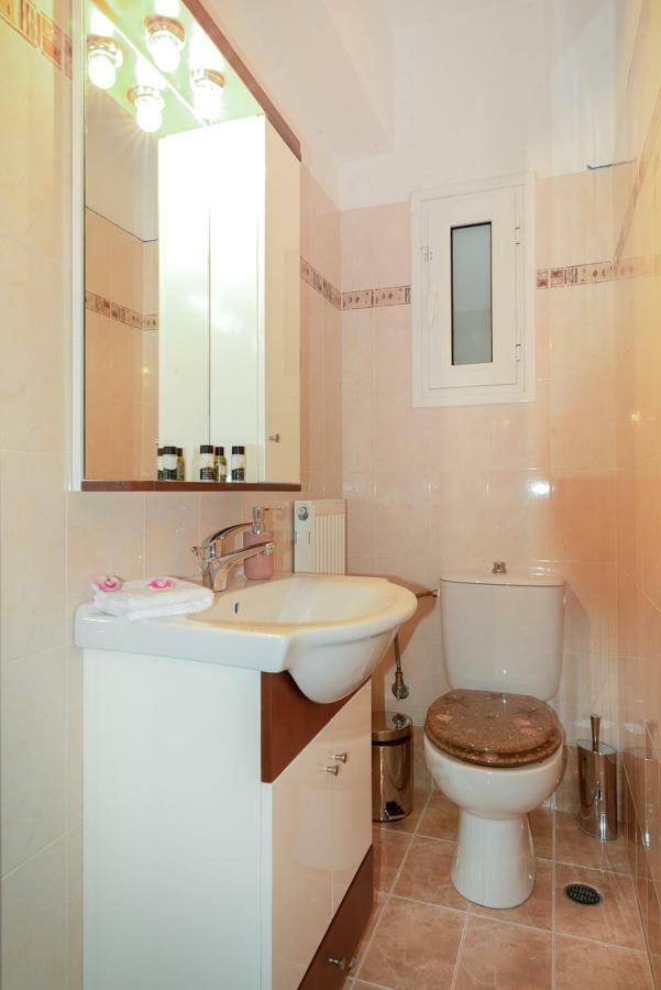 Penthouse 5 Min From Airport And Sea Apartment Markopoulo Mesogaias Luaran gambar